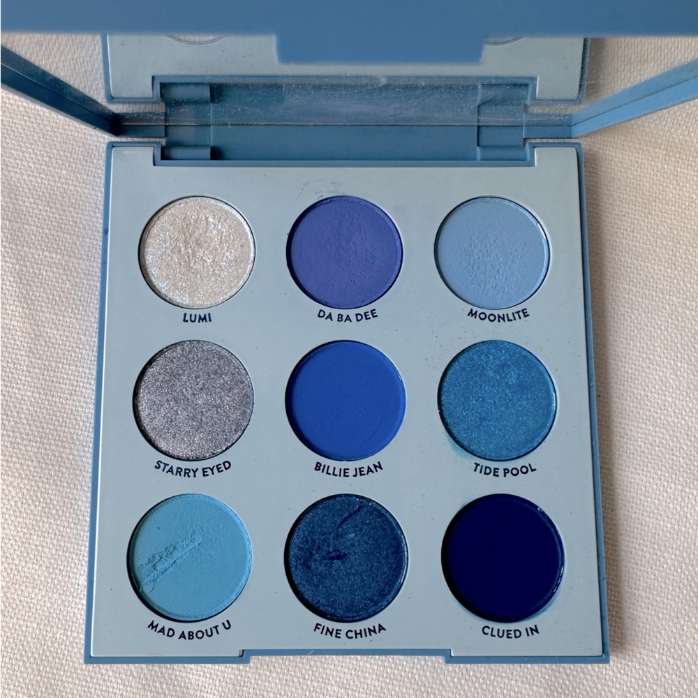 Lightly used Colourpop Blue Moon palette 💙🦋